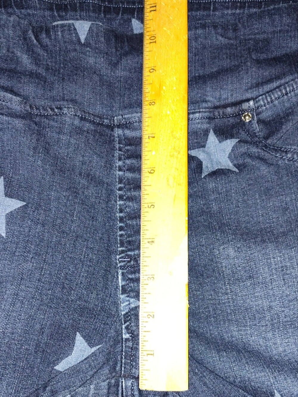 Belle by Kim Gravel Navy Star-Print Denim Shorts Stretchy Size 14 - Picture 9 of 9